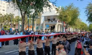 Bendera terpanjang