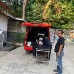 Proses pengembalian kerangka jenazah yang ditemukan di Guwosari, Pajangan, Bantul, kepada pihak keluarga oleh kepolisian, Selasa (20/10/2026). (Polres Bantul)
