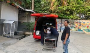 Proses pengembalian kerangka jenazah yang ditemukan di Guwosari, Pajangan, Bantul, kepada pihak keluarga oleh kepolisian, Selasa (20/10/2026). (Polres Bantul)